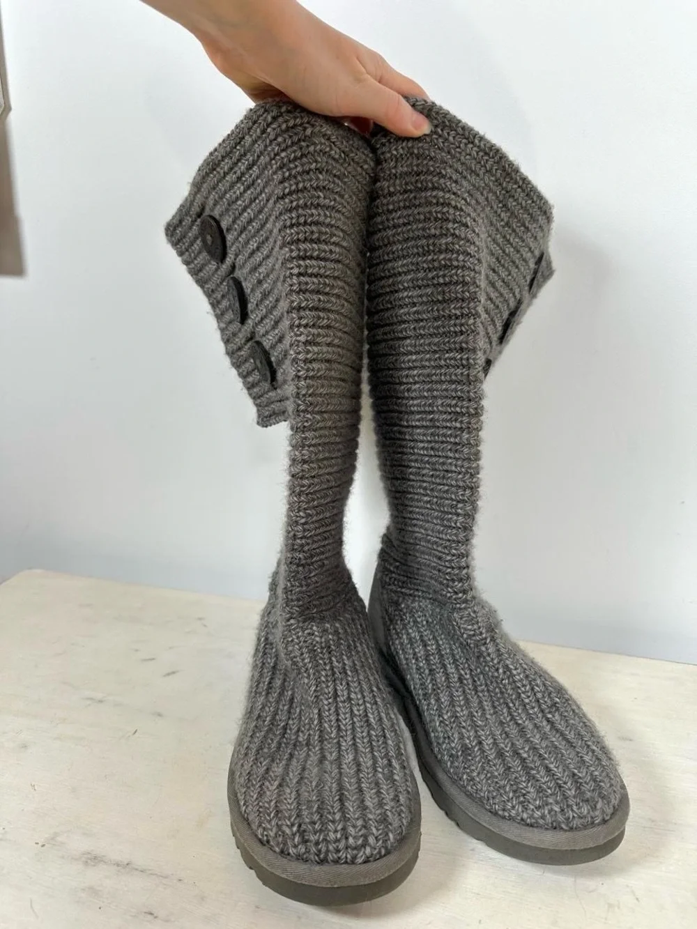Slouchy Gray Knit Uggs